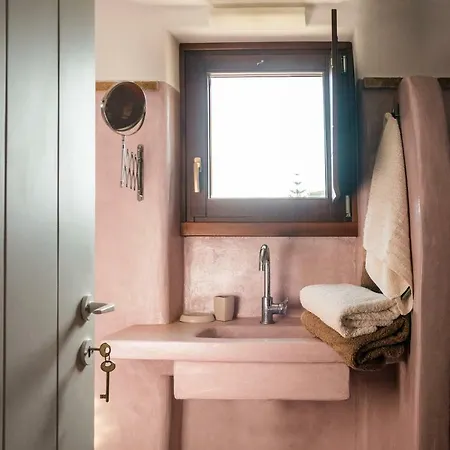 The Stone House Semesterbostad